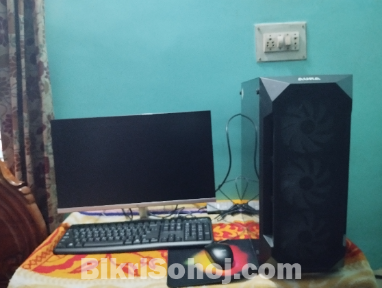 পিসি ও মনিটর বিক্রি
